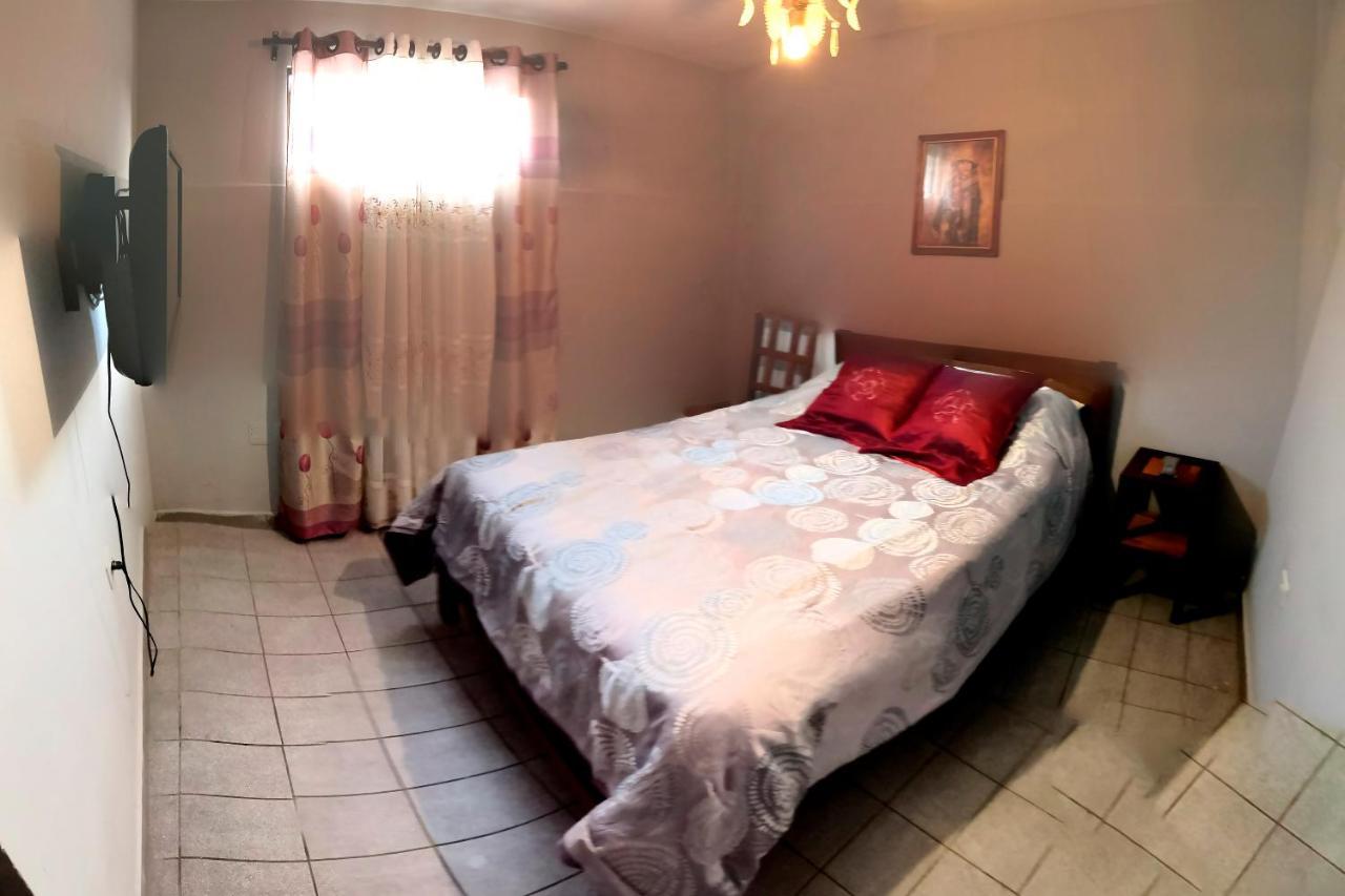 Casa Discreta Cochabamba Hotel Esterno foto