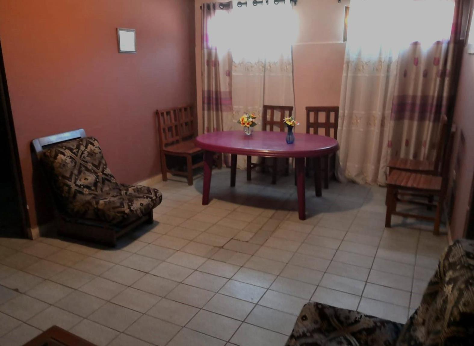 Casa Discreta Cochabamba Hotel Esterno foto